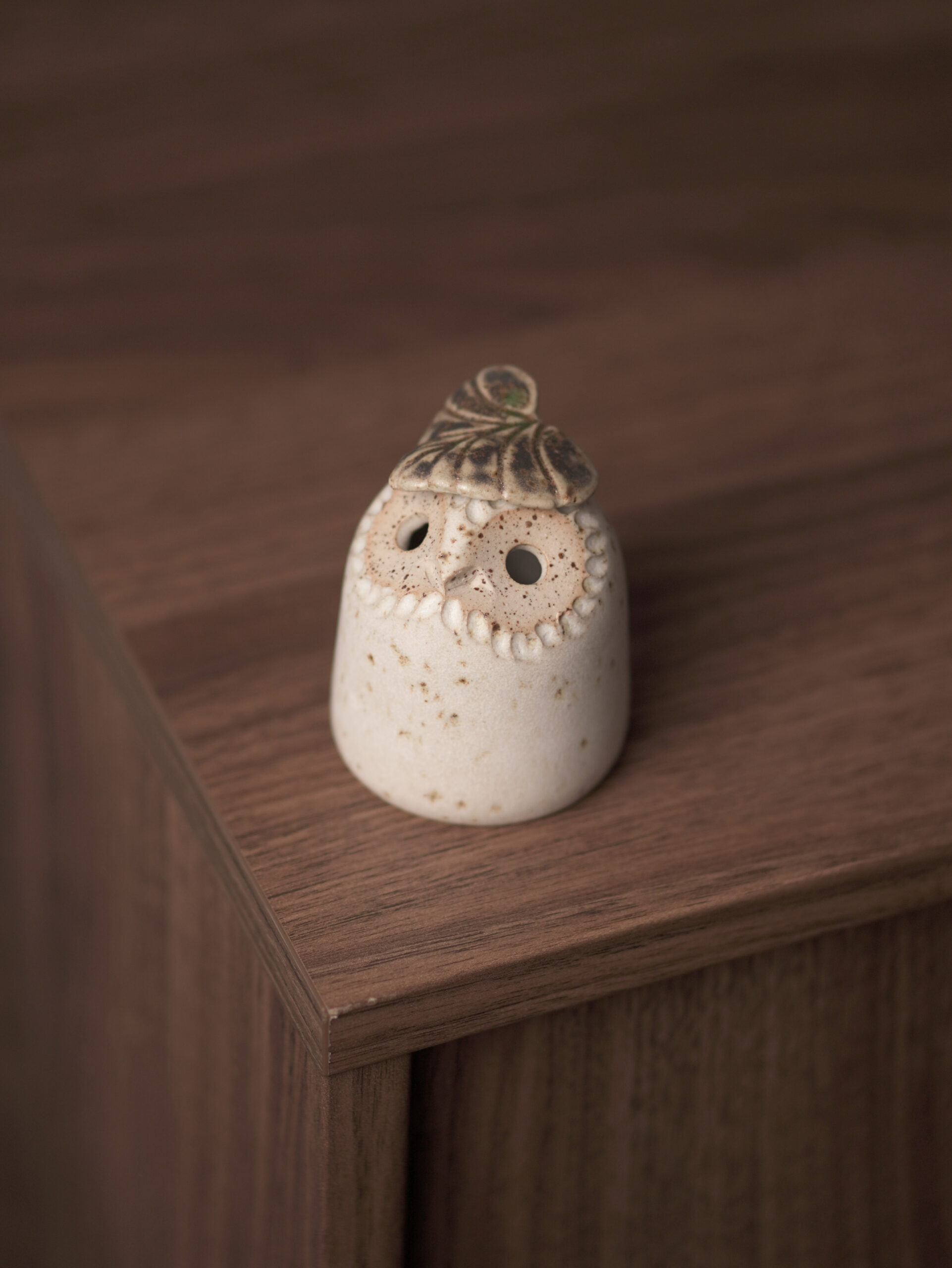 RUPTURE DE STOCK - Chouettes en grès blanc – Image 6